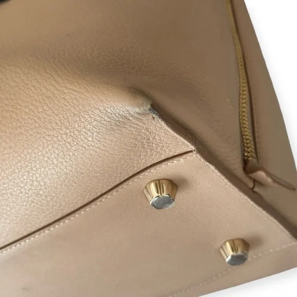 Salvatore Ferragamo Large Jet Set Shoulder Tote Bag - Picture 11 of 14